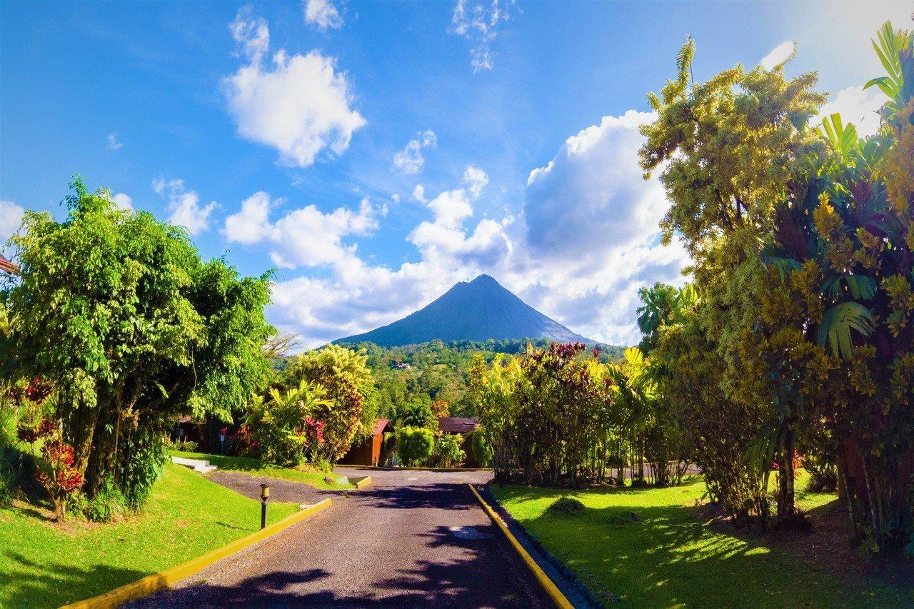 Arenal Paraiso Resort Spa & Thermo Mineral Hot Springs La Fortuna Exterior photo